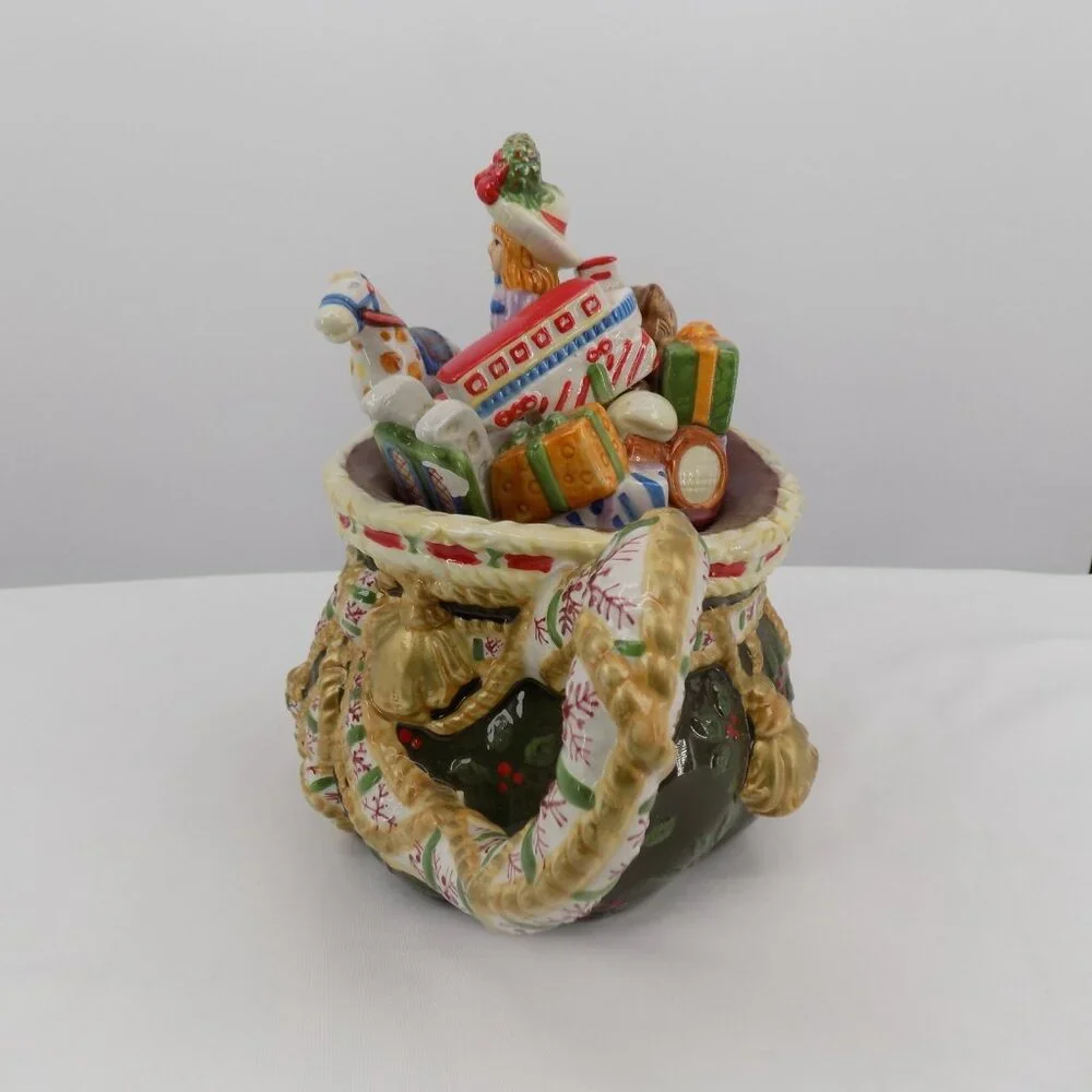 Studio Nova Woodland Holly Santa 7 1/2" 28 oz Figural Teapot with Lid No Box Vtg - Picture 2 of 10
